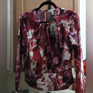 Ladies Soft Polyester Keyhole Scoop Neck Top